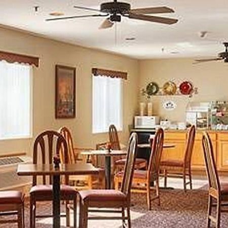 Capri Inn&Suites - Beatrice Restaurant foto